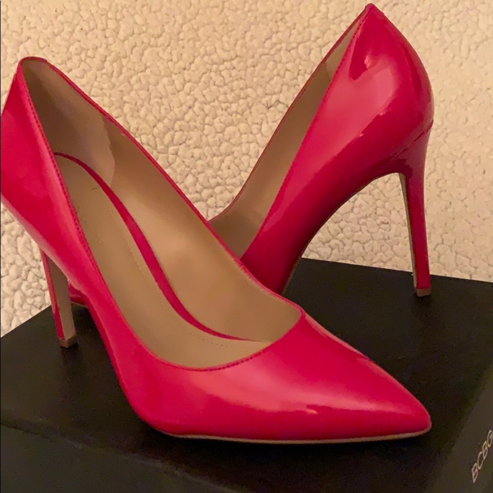 Shoes - Picture 3 of 4